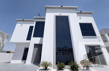 Villa - 5 Bedrooms - 6 Bathrooms for rent in Nad Al Sheba 4 - Nad Al Sheba - Dubai Villa - 5 Bedrooms - 6 Bathrooms for rent in Nad Al Sheba 4 - Nad Al Sheba - Dubai