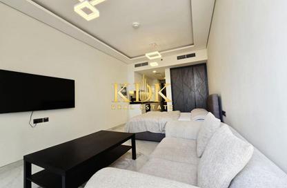 Apartment - Studio - 1 Bathroom for rent in Samana Golf Avenue - Dubai Studio City - Dubai