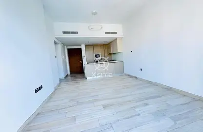Apartment - 2 Bedrooms - 2 Bathrooms for rent in Oxford Residence 2 - District 10 - Jumeirah Village Circle - Dubai