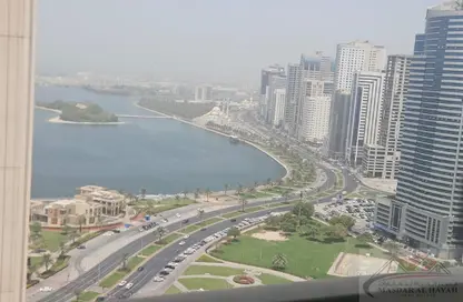 Penthouse - 3 Bedrooms - 4 Bathrooms for rent in Al Majaz 2 - Al Majaz - Sharjah