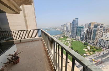Penthouse - 3 Bedrooms - 4 Bathrooms for rent in Al Majaz 2 - Al Majaz - Sharjah