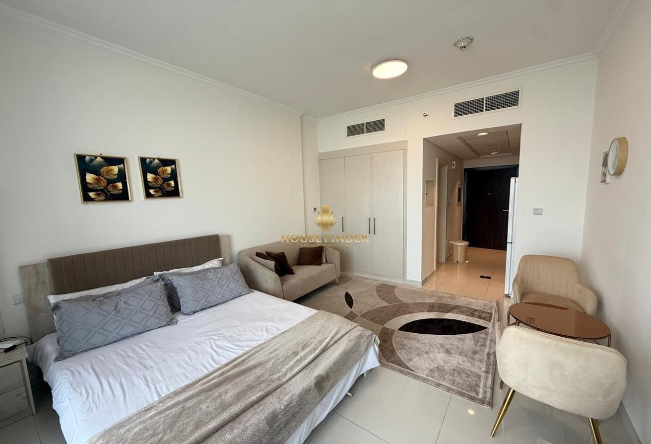 Fully Furnished Studio | High Floor | Balcony photo 14