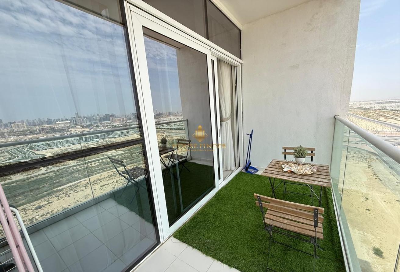 Fully Furnished Studio | High Floor | Balcony photo 17
