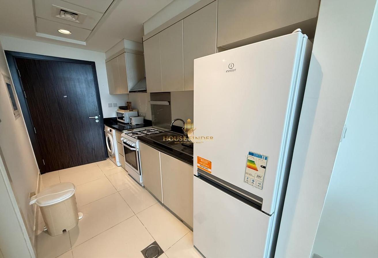 Fully Furnished Studio | High Floor | Balcony photo 18