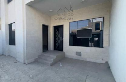 Villa - 5 Bedrooms - 6 Bathrooms for sale in Al Yasmeen 1 - Al Yasmeen - Ajman