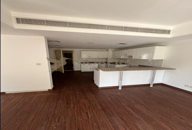 130202584 - Property Image 3