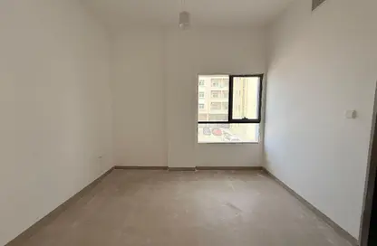 Apartment - 1 Bedroom - 1 Bathroom for rent in Al Qulaya'ah - Al Sharq - Sharjah