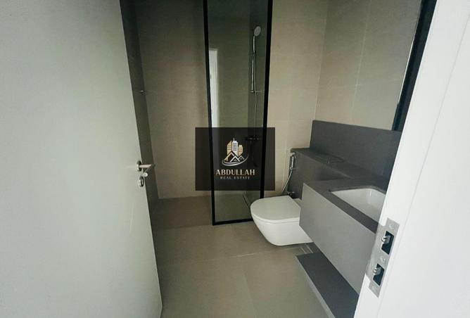 68277025 - صورة العقار 3