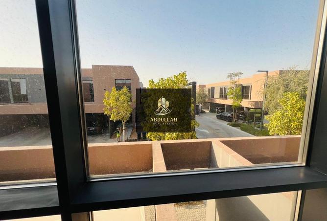 68277025 - صورة العقار 2