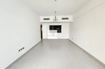 Apartment - 1 Bedroom - 2 Bathrooms for rent in Masaken Al Muraqqabat 01 - Al Muraqqabat - Deira - Dubai