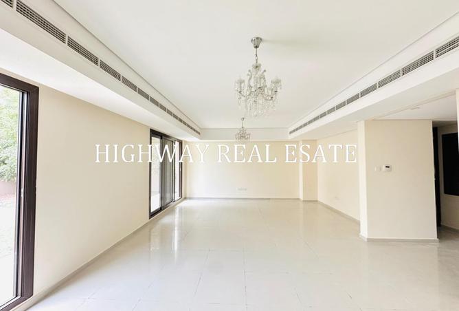 130656380 - Property Image 3