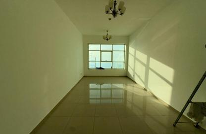 Apartment - 2 Bedrooms - 3 Bathrooms for rent in Al Khan Corniche - Al Khan - Sharjah