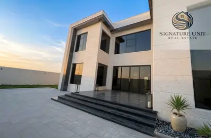 Villa - 4 Bedrooms - 7 Bathrooms for rent in Al Aweer 1 - Al Aweer - Dubai