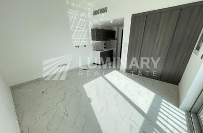 Apartment - Studio - 1 for rent in Time 1 - Dubai Land Residence Complex - Dubai
