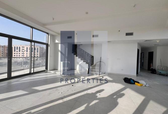 105125996 - Property Image 3
