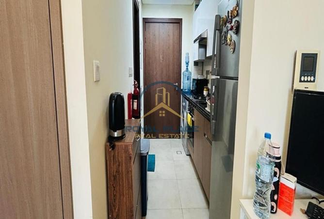 77781187 - Property Image 3