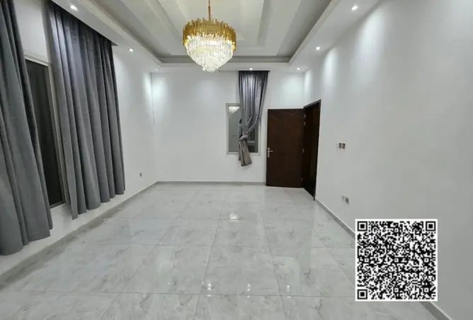 153744501 - Property Image 2