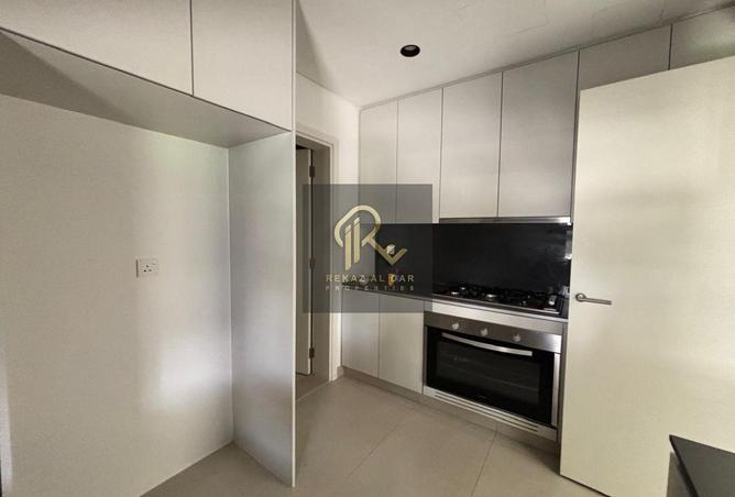 105122838 - Property Image 3