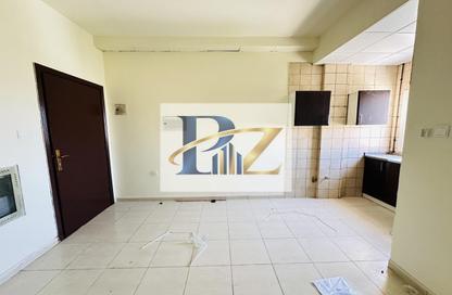 Apartment - Studio - 1 for rent in Fire Station Road - Muwaileh - Sharjah Apartment - Studio - 1 for rent in Fire Station Road - Muwaileh - Sharjah