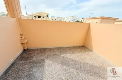 شقة - 1 حمام للايجار في مركز محمد بن زايد - مدينة محمد بن زايد - أبوظبي