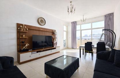Apartment - 1 Bedroom - 2 Bathrooms for rent in La Fontana - Arjan - Dubai