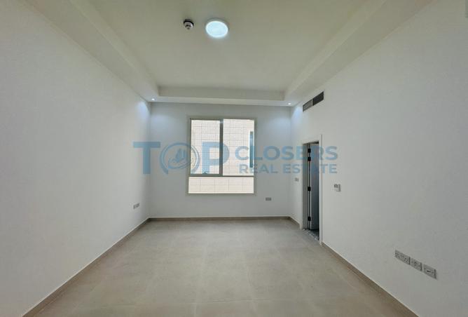 127471311 - Property Image 3