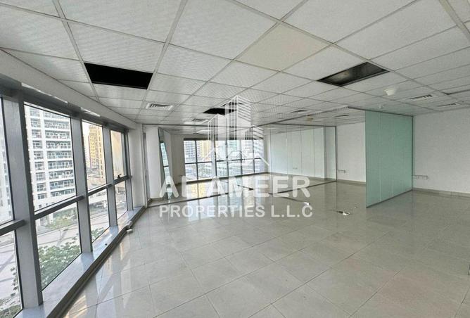 68302729 - Property Image 3