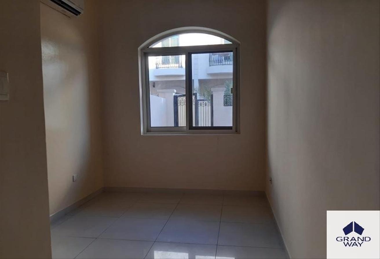 Large 5BR Villa | Prime Location | Family Home photo 12