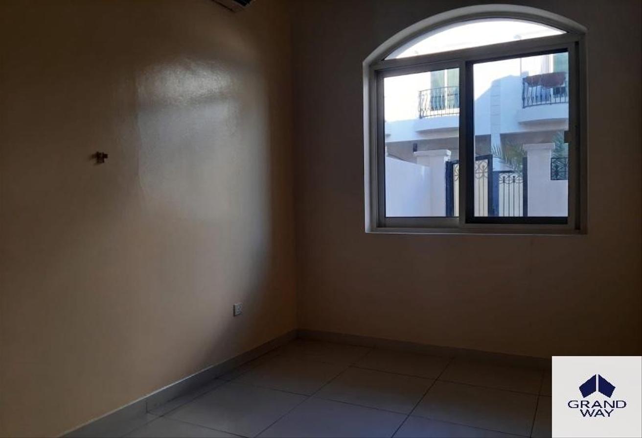 Large 5BR Villa | Prime Location | Family Home photo 9