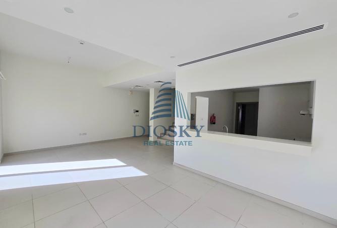 98701497 - Property Main Image