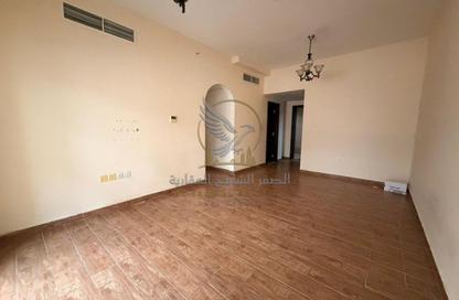 Apartment - 1 Bedroom - 2 Bathrooms for rent in Muwailih Building - Muwaileh - Sharjah