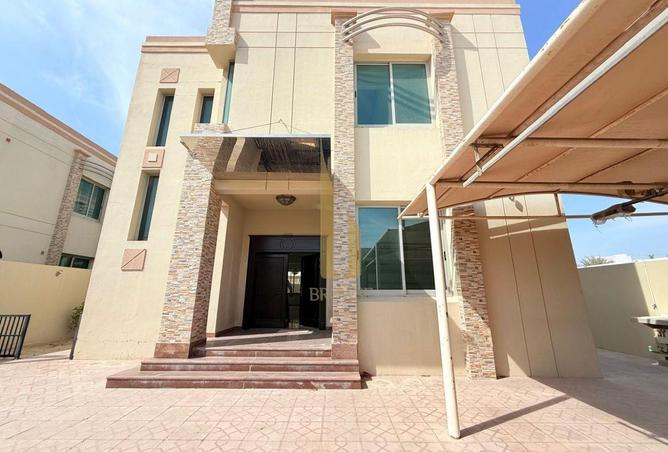 16233021 - Property Image 2