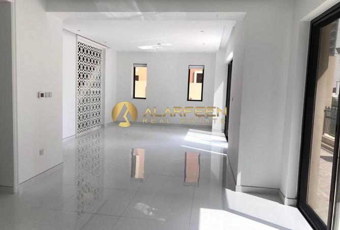 107289484 - Property Image 3