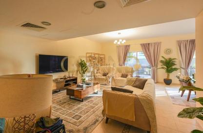 Villa - 4 Bedrooms - 4 Bathrooms for rent in Seashore - Rabdan - Abu Dhabi Villa - 4 Bedrooms - 4 Bathrooms for rent in Seashore - Rabdan - Abu Dhabi