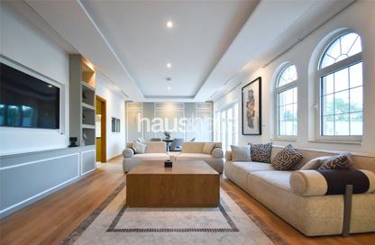 Villa - 5 Bedrooms - 7 Bathrooms for rent in Legacy Large - Legacy - Jumeirah Park - Dubai