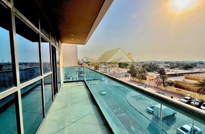 Apartment - 1 Bedroom - 2 Bathrooms for rent in Jumeirah Garden City - Al Satwa - Dubai