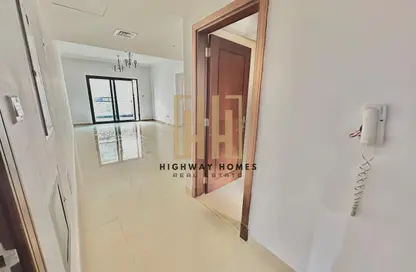 شقة - 3 غرف نوم - 3 حمامات للايجار في بناية مويليح 3 - مويلح - الشارقة