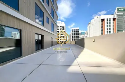 Apartment - 3 Bedrooms - 5 Bathrooms for rent in Haas Building - Jumeirah Garden City - Al Satwa - Dubai