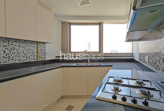 101705660 - Property Image 3