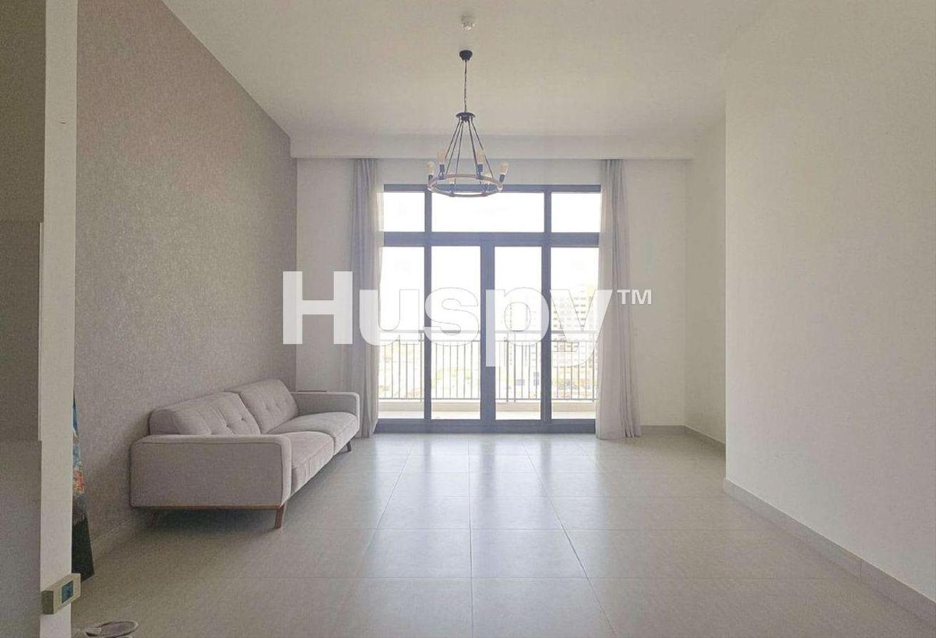 Spacious | With Balcony | Ready to Move In photo 4