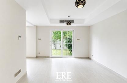 Villa - 2 Bedrooms - 3 Bathrooms for rent in Springs 8 - The Springs - Dubai