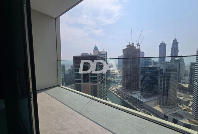 HIGH FLOOR | LUXURY STUDIO | SKYLINE VIEW photo 2