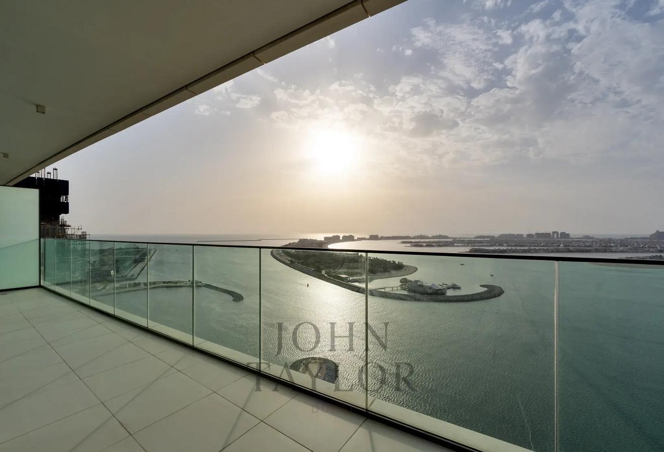 3-bedroom upgraded apartment in Beach Vista, Dubai Harbour photo 8