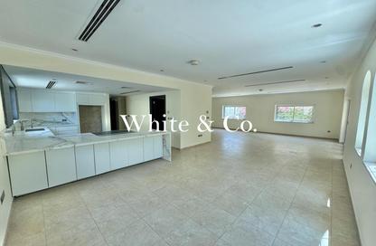 Villa - 3 - 4 for rent in District 6 - Jumeirah Park - Dubai