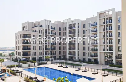 Apartment - 2 Bedrooms - 2 Bathrooms for sale in Hayat Boulevard 2B - Hayat Boulevard 2 - Hayat Boulevard - Town Square - Dubai