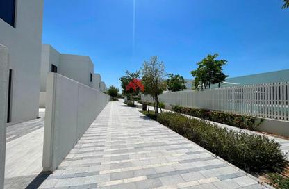 Villa - 4 Bedrooms - 5 Bathrooms for rent in Noya 1 - Noya - Yas Island - Abu Dhabi
