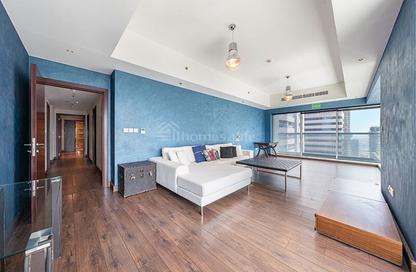 Apartment - 3 Bedrooms - 6 Bathrooms for sale in Emirates Crown - Dubai Marina - Dubai