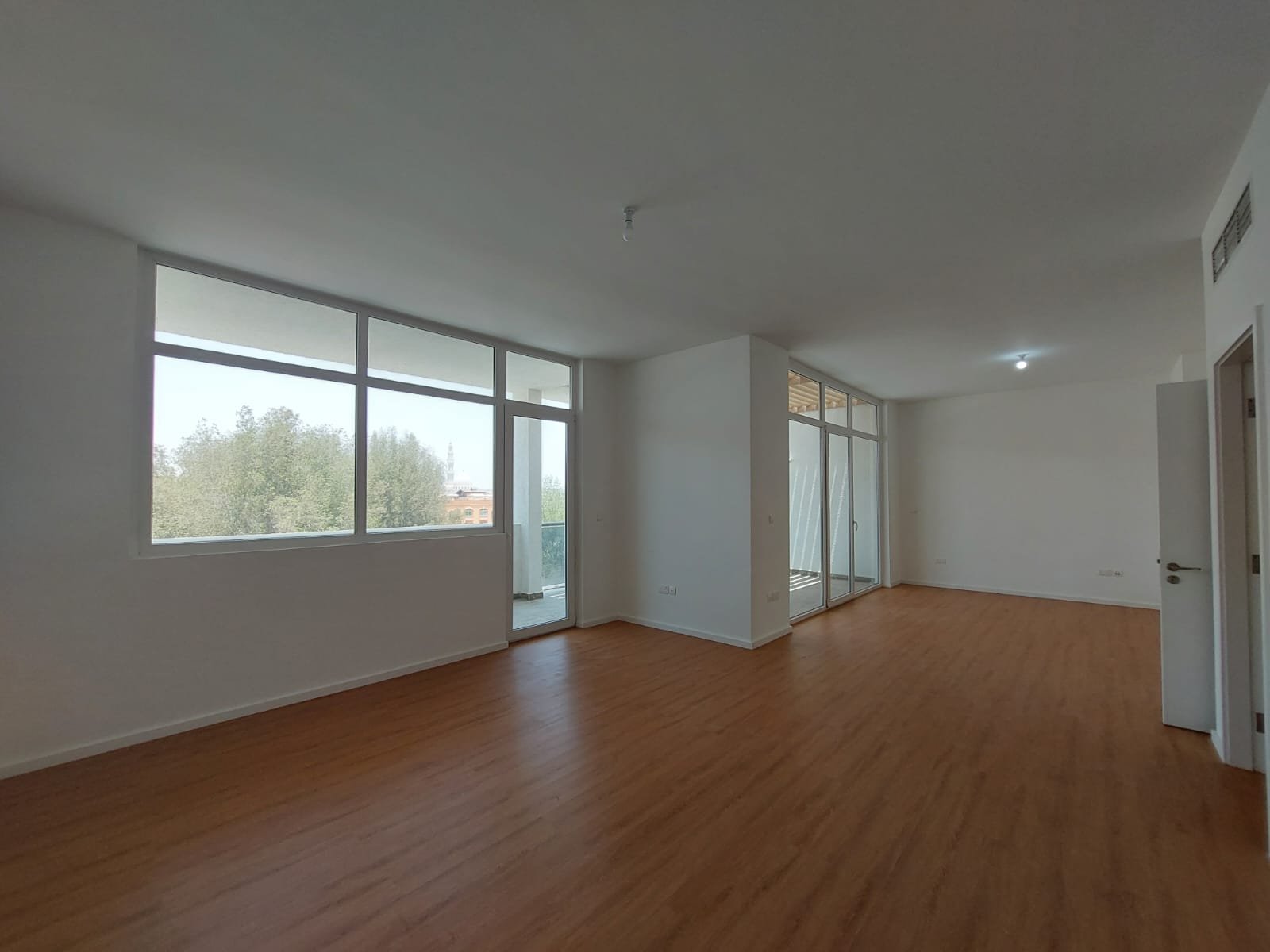 Modern Finishing | Great Community | Big Villa
