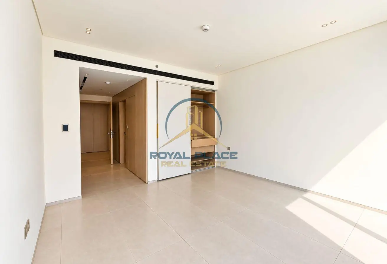 156932905 - Property Main Image