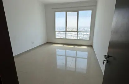 Apartment - 4 Bedrooms - 4 Bathrooms for rent in Al Majaz Pearl - Al Majaz 2 - Al Majaz - Sharjah
